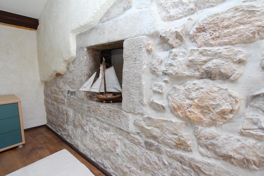 Midea * Rovinj